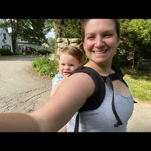 Meet your Posher, Maura